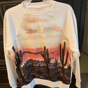 Sweatshirt with beautiful scene